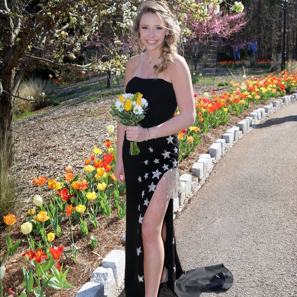 Sherri Hill Dresses & Skirts - Prom Dress